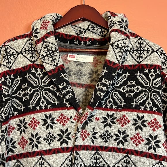 Levi’s Holiday Men’s Cardigan - Picture 5 of 13
